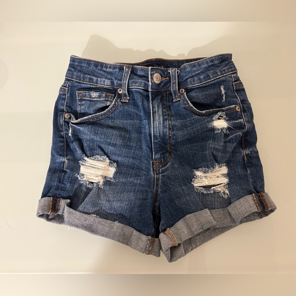 Aeropostale dark wash denim mid rise shorts